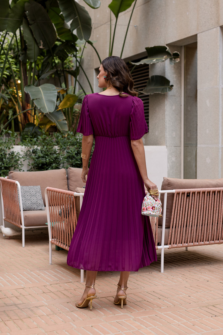 Vestido midi envolvente