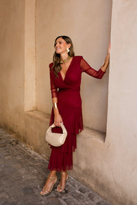 Vestido midi com decote halter