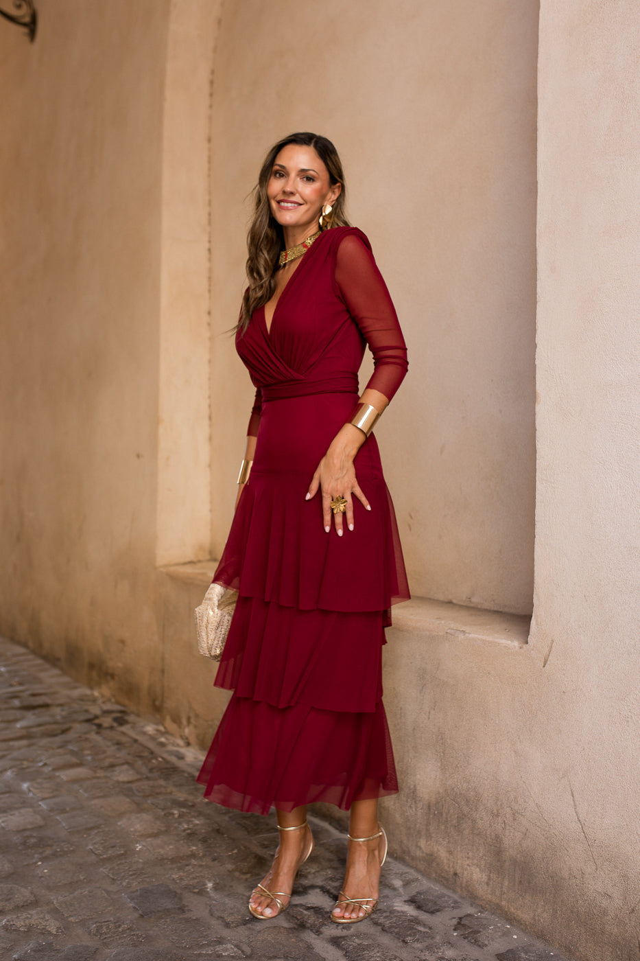 Vestido midi com decote halter