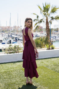 Vestido midi com decote halter