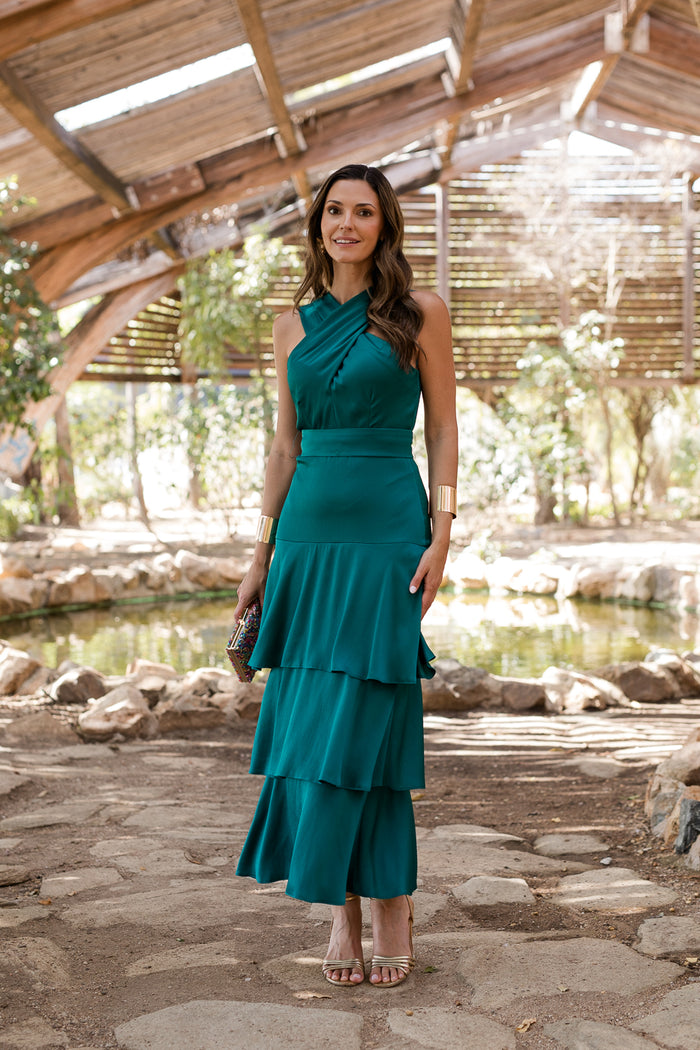 Vestido midi com decote halter