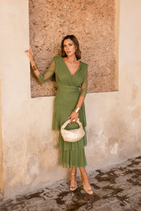 Vestido midi com decote halter
