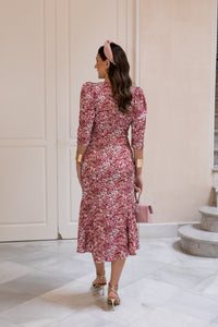 Vestido midi com decote halter