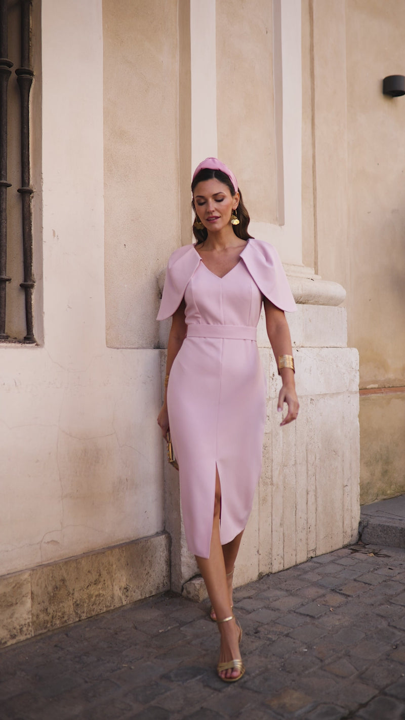 Vestido midi mangas capa rosa nude